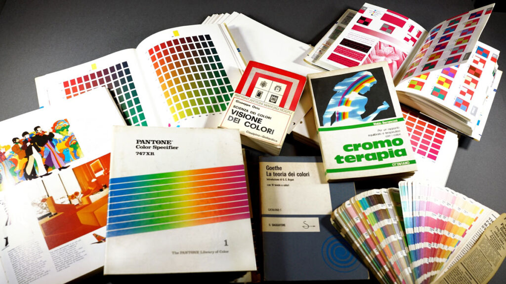 La mia biblioteca del colore, utile strumento di lavoro per le scelte cromatiche di una campagna elettorale