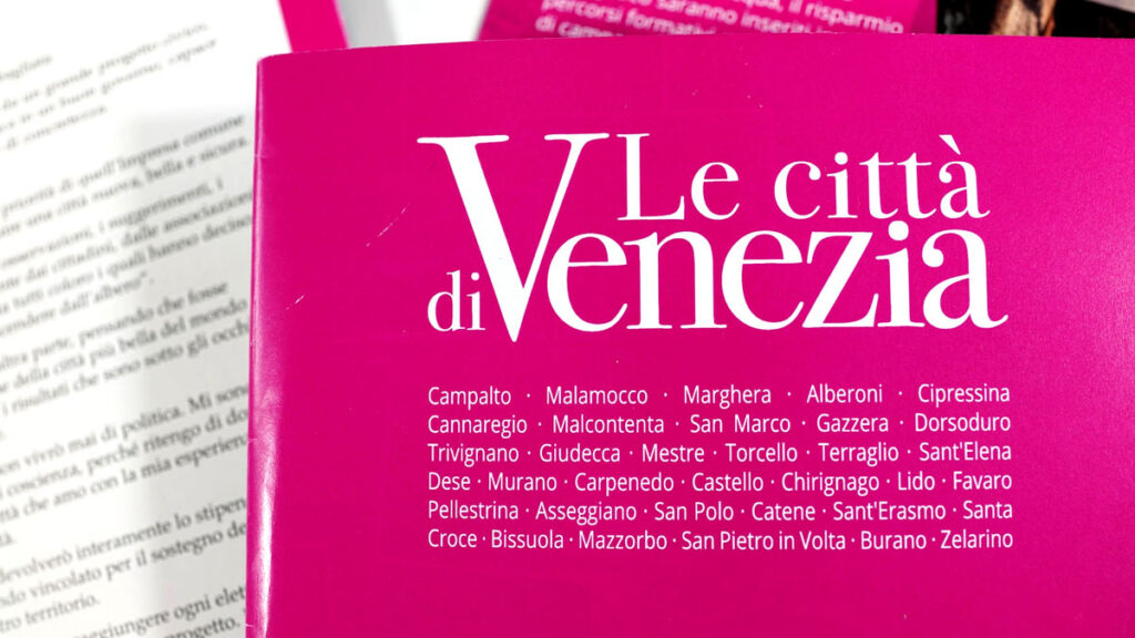 Bastava usare l’articolo plurale per meglio definire la complessità di Venezia