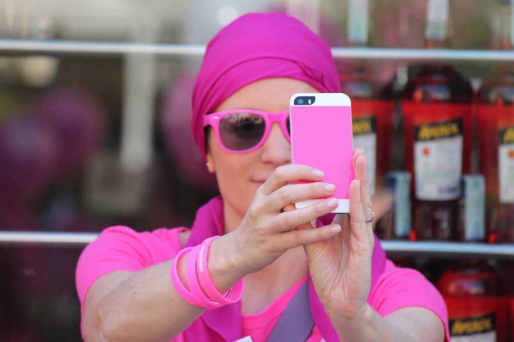 Martina in total look fucsia!
