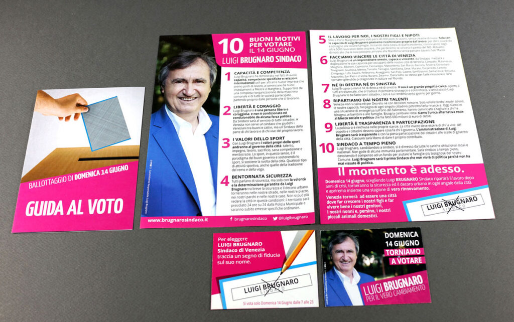 Il volantino "10 buoni motivi per scegliere Brugnaro" e la Guida al voto